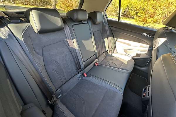 2025 Volkswagen Golf 110TSI Style 8.5