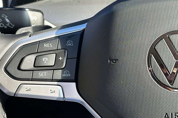 2025 Volkswagen Golf 110TSI Style 8.5