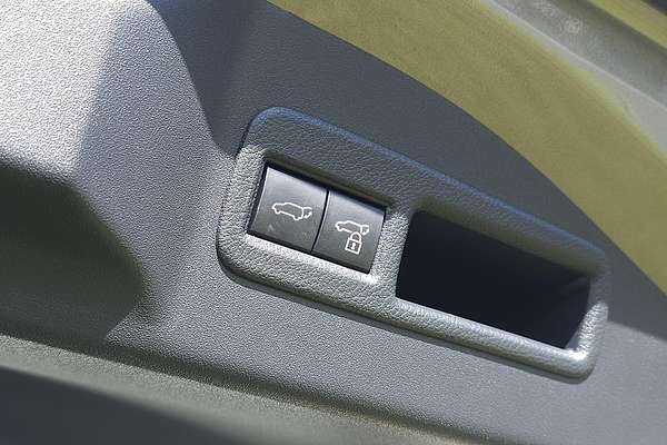 2024 Subaru Solterra AWD Touring E1-1