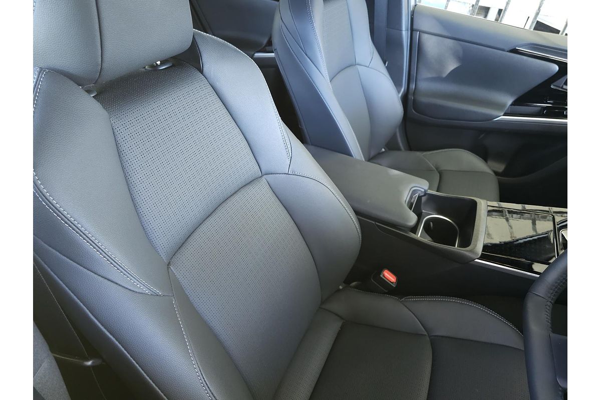 2024 Subaru Solterra AWD Touring E1-1
