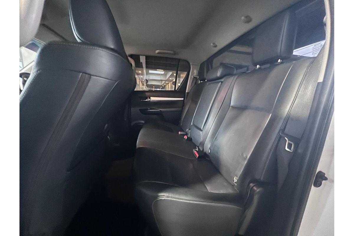 2017 Toyota Hilux SR5 GUN126R 4X4