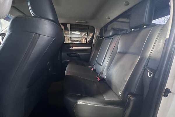 2017 Toyota Hilux SR5 GUN126R 4X4