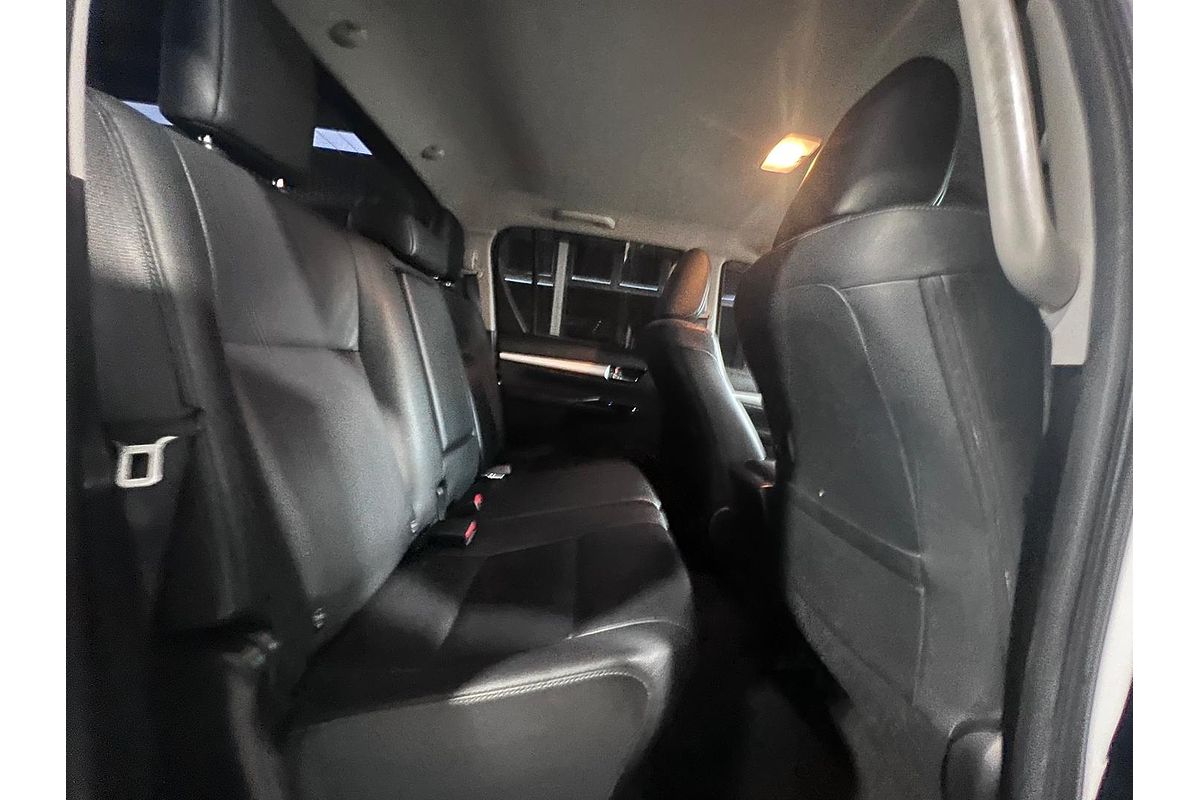 2017 Toyota Hilux SR5 GUN126R 4X4