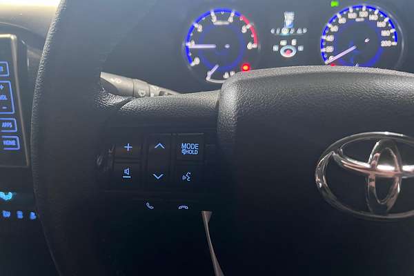 2017 Toyota Hilux SR5 GUN126R 4X4