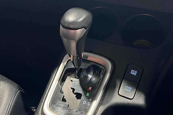 2017 Toyota Hilux SR5 GUN126R 4X4