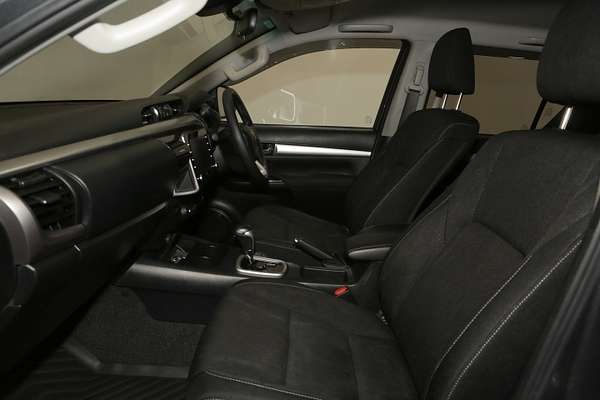 2021 Toyota Hilux SR5 GUN126R 4X4