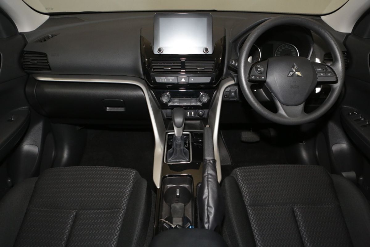 2024 Mitsubishi Eclipse Cross ES YB