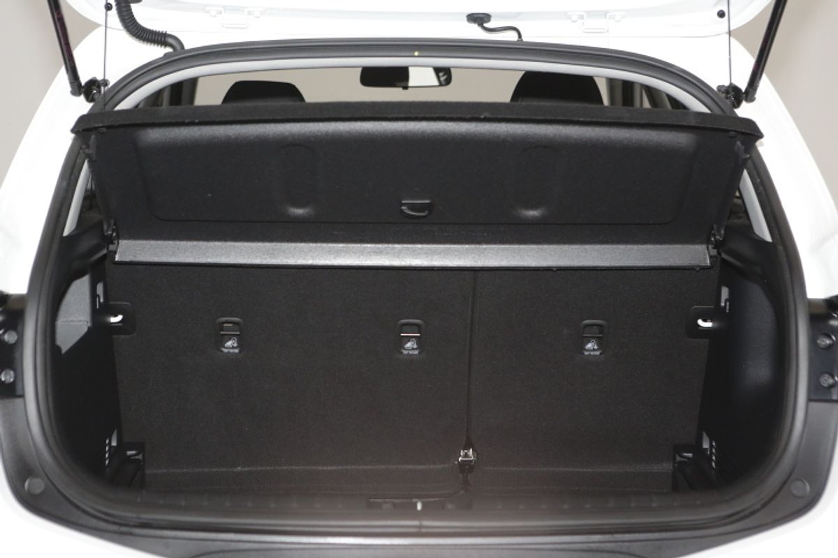 2023 Kia Stonic S YB