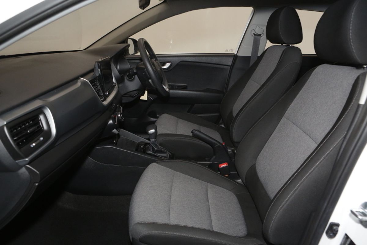 2023 Kia Stonic S YB