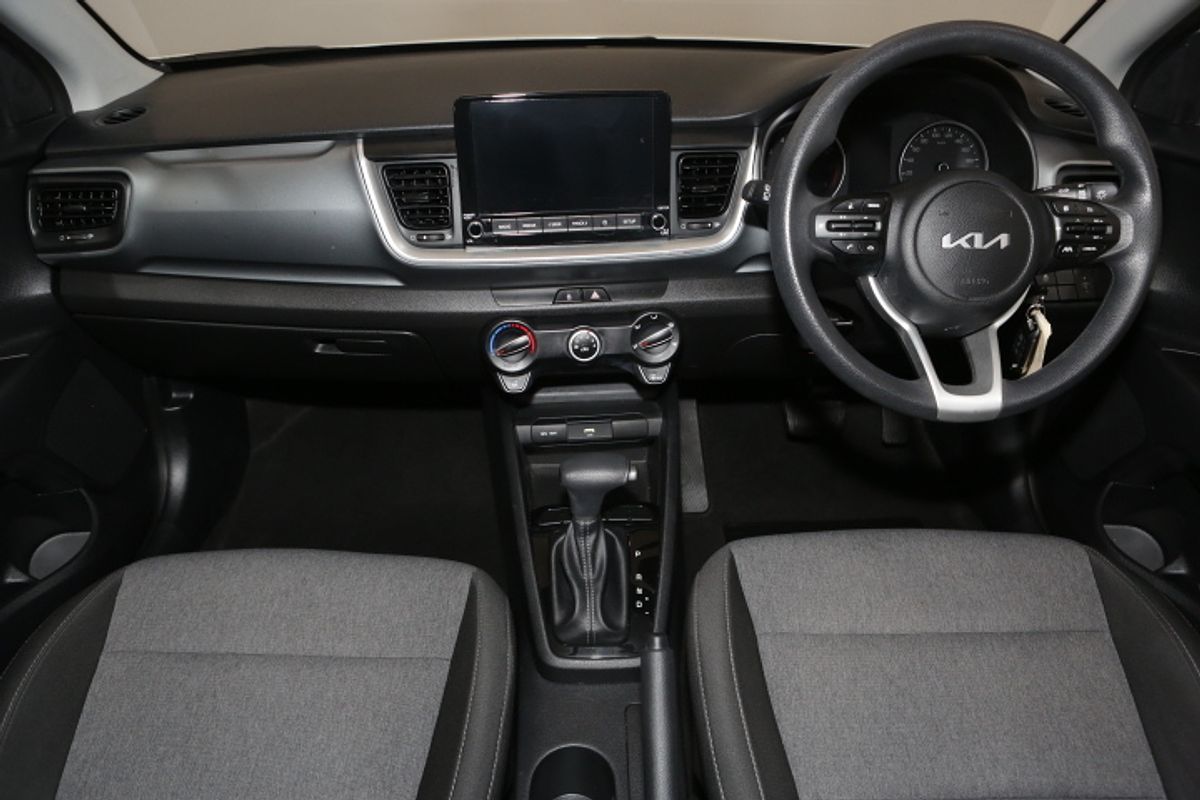 2023 Kia Stonic S YB