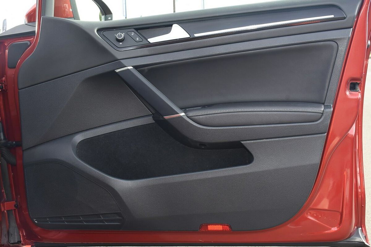 2015 Volkswagen Golf 103TSI Highline 7