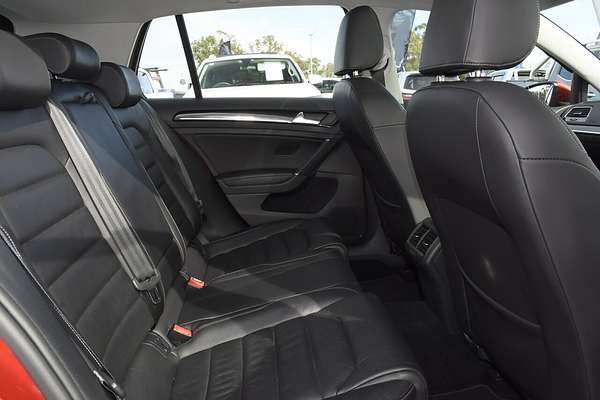2015 Volkswagen Golf 103TSI Highline 7