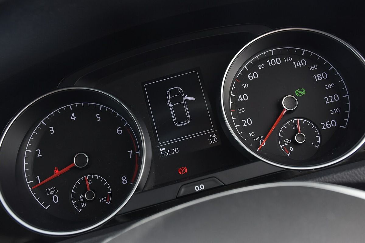 2015 Volkswagen Golf 103TSI Highline 7