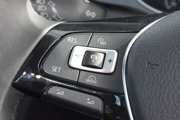 2015 Volkswagen Golf 103TSI Highline 7