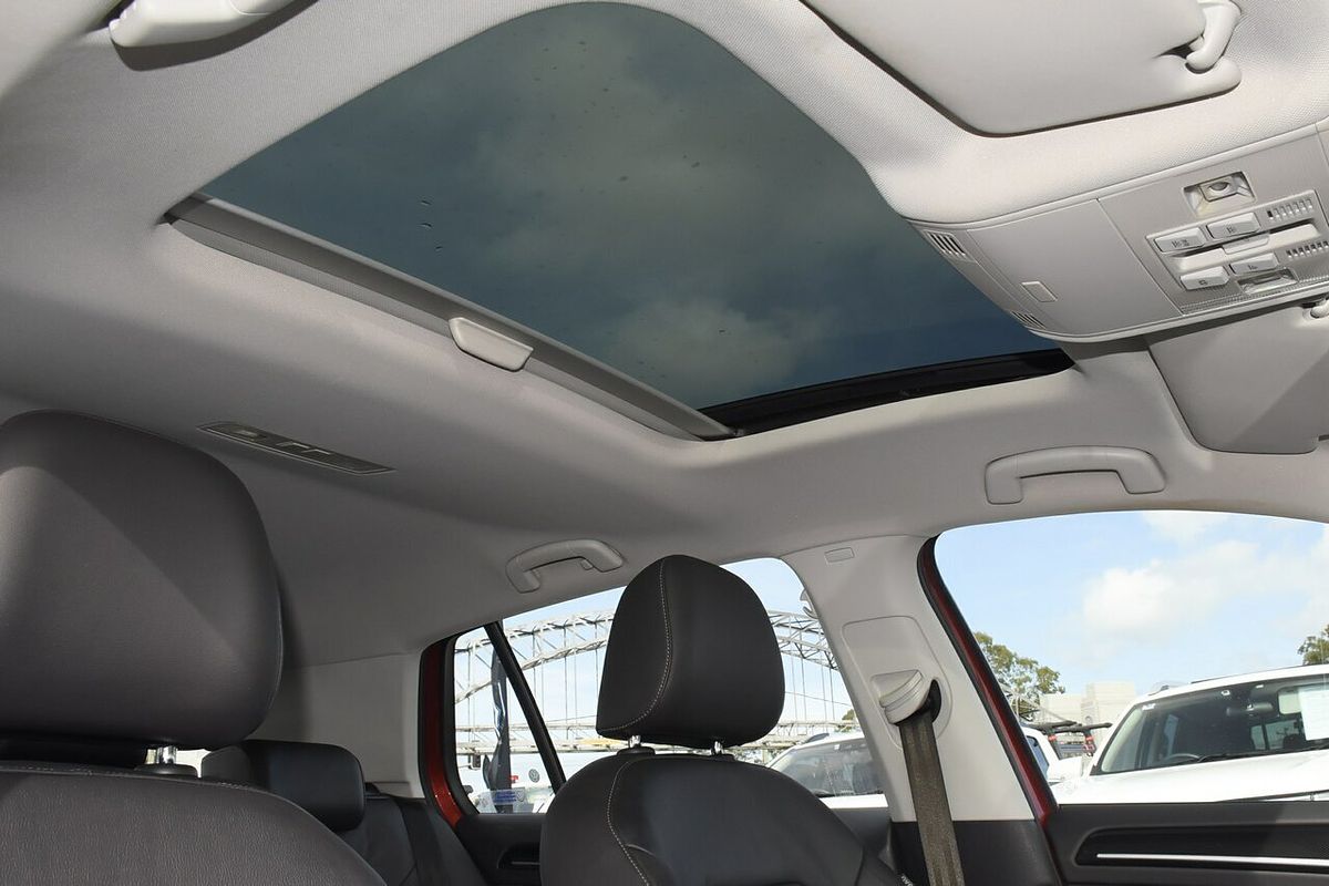 2015 Volkswagen Golf 103TSI Highline 7