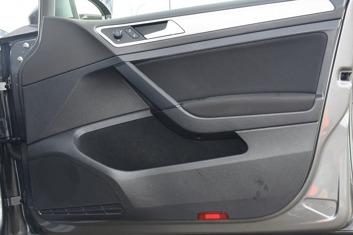 2017 Volkswagen Golf 110TSI 7.5
