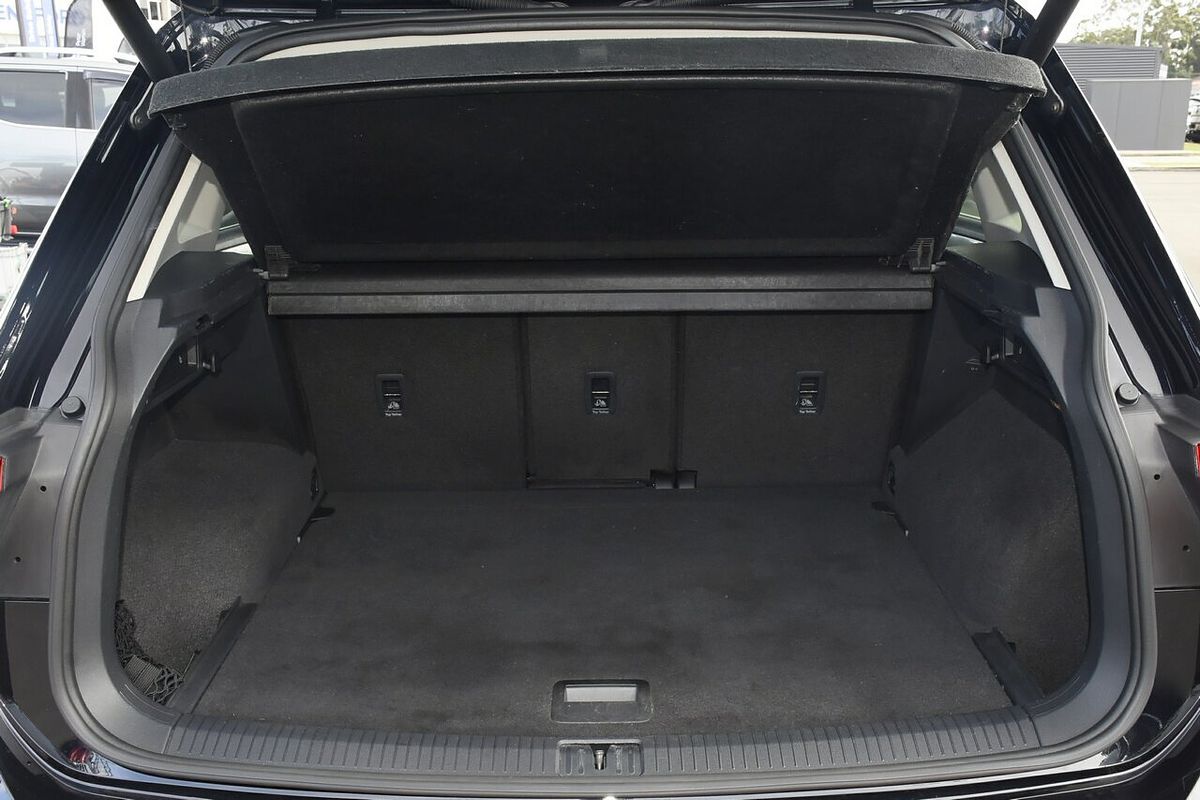 2017 Volkswagen Tiguan 110TDI Adventure 5N