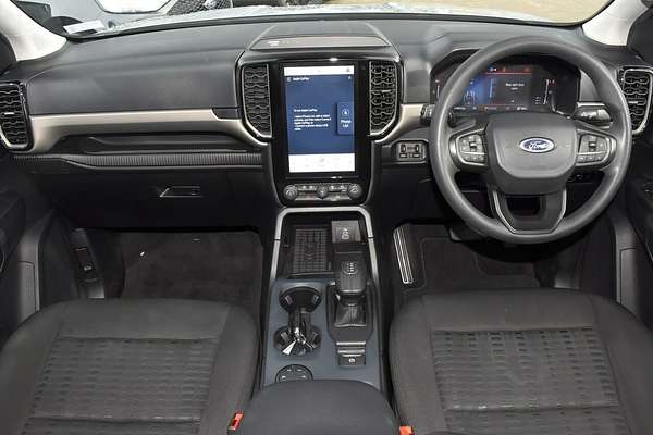 2022 Ford Everest Ambiente 2.0L