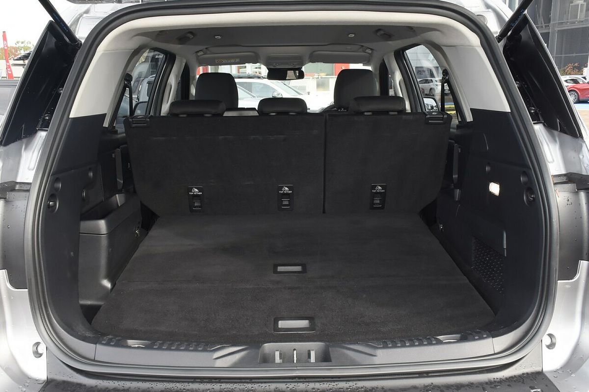 2022 Ford Everest Ambiente 2.0L