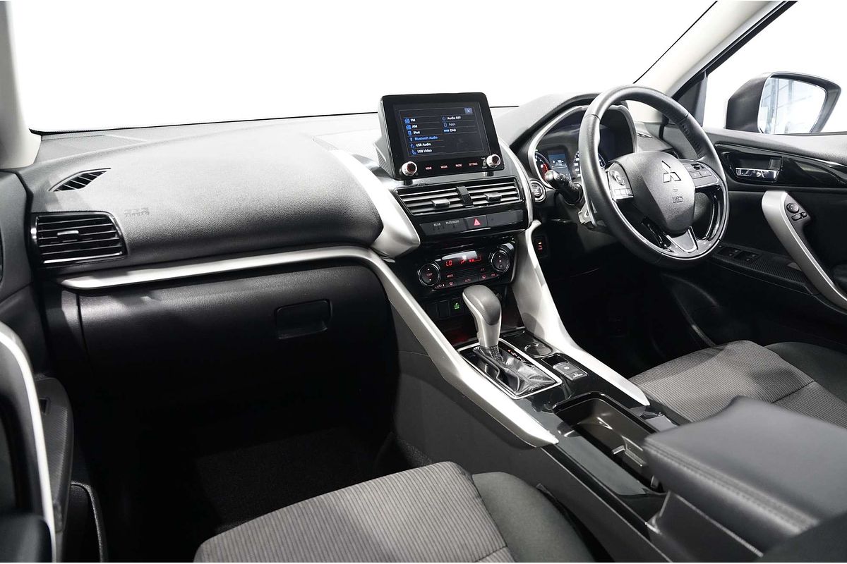 2021 Mitsubishi Eclipse Cross LS YB