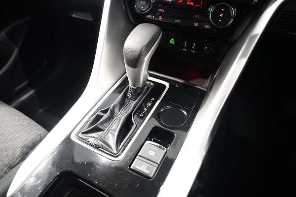 2021 Mitsubishi Eclipse Cross LS YB