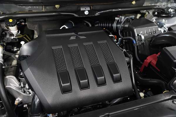 2021 Mitsubishi Eclipse Cross LS YB