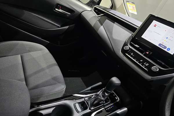 2024 Toyota Corolla Ascent Sport Hybrid ZWE219R