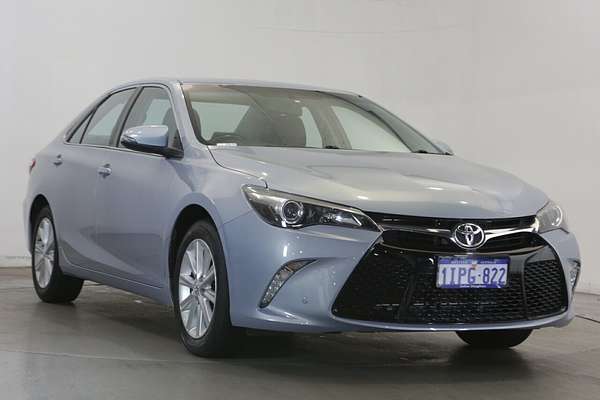 2017 Toyota Camry Atara S ASV50R