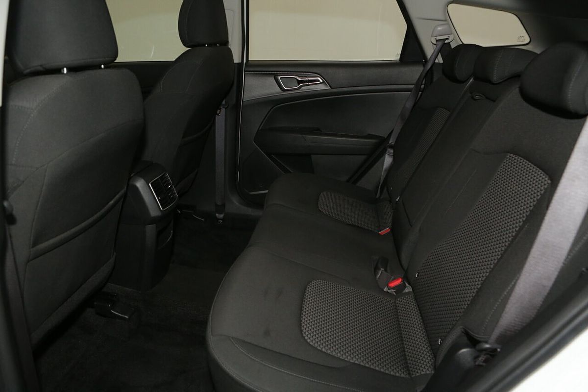 2024 Kia Sportage S NQ5
