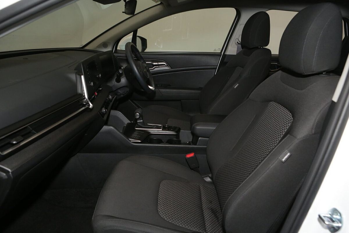2024 Kia Sportage S NQ5