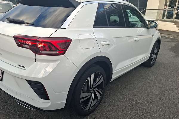 2024 Volkswagen T-Roc 140TSI R-Line D11