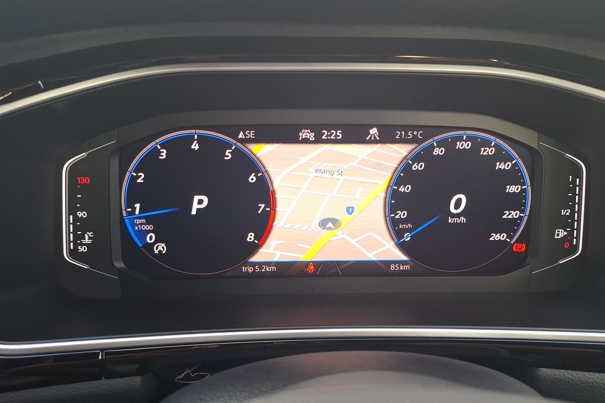 2024 Volkswagen T-Roc 140TSI R-Line D11