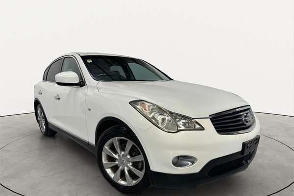 2010 Nissan Skyline 370GT Type P Crossover J50
