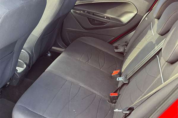 2013 Ford FIESTA TREND WZ