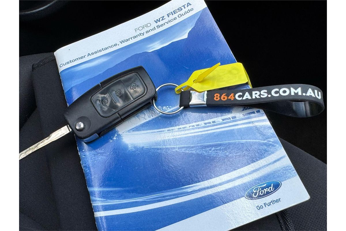 2013 Ford FIESTA TREND WZ