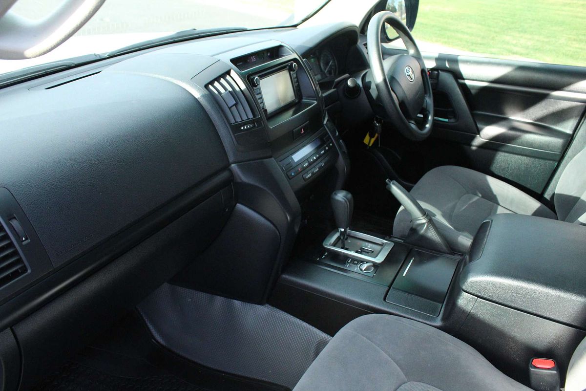 2021 Toyota Landcruiser GX VDJ200R