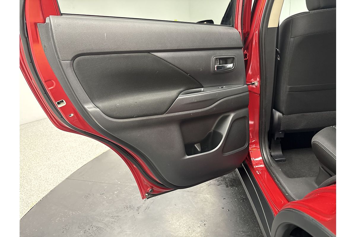 2015 Mitsubishi Outlander LS ZK