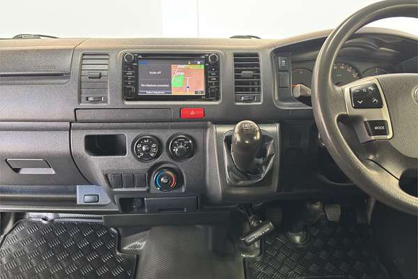 2018 Toyota Hiace TRH201R LWB