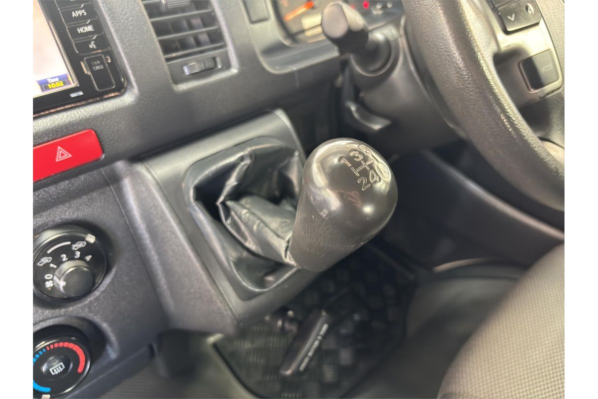 2018 Toyota Hiace TRH201R LWB