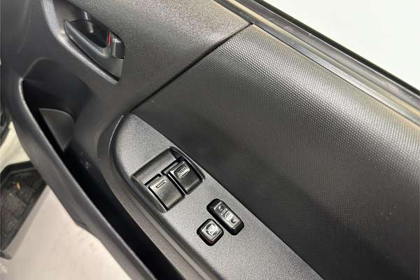 2018 Toyota Hiace TRH201R LWB