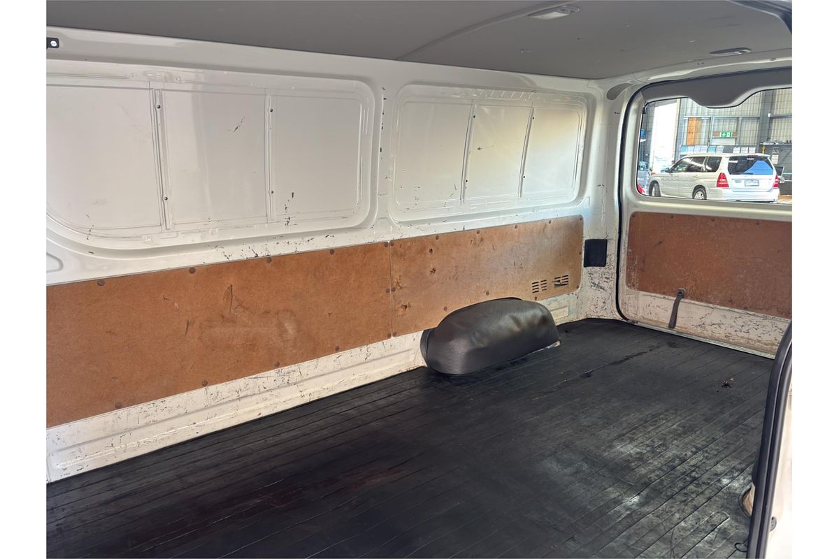 2018 Toyota Hiace TRH201R LWB