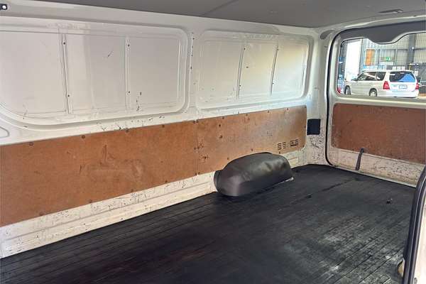2018 Toyota Hiace TRH201R LWB