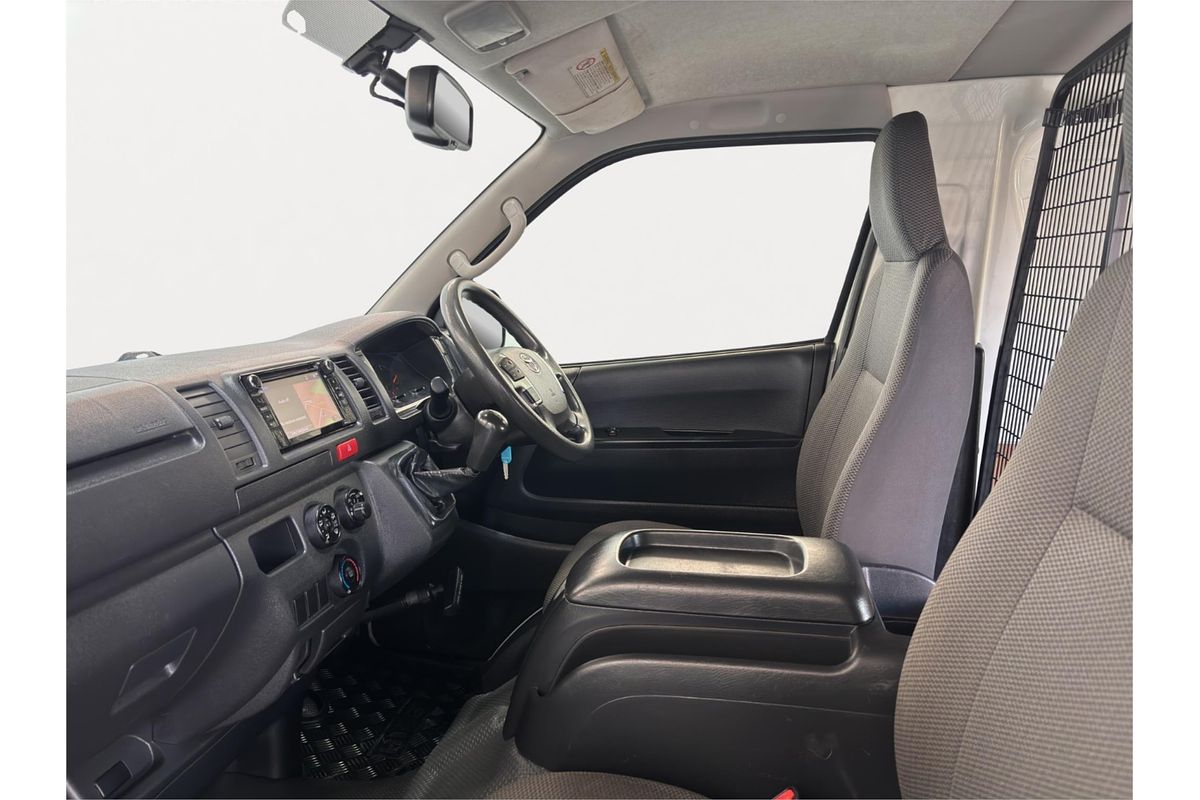 2018 Toyota Hiace TRH201R LWB