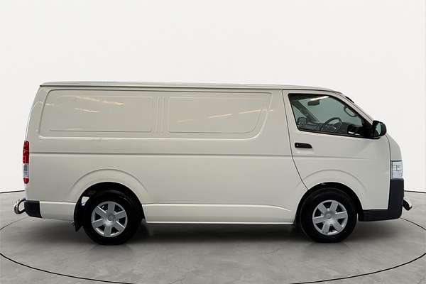 2018 Toyota Hiace TRH201R LWB