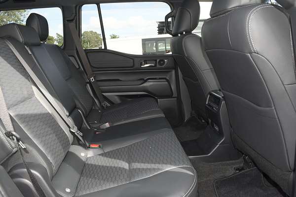 2024 Toyota Landcruiser Prado VX GDJ251R