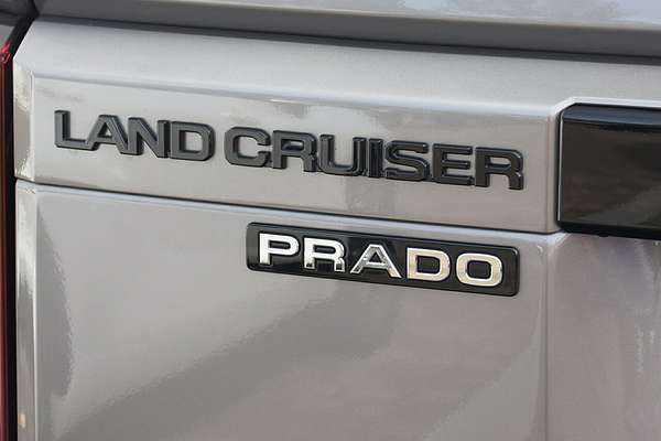 2024 Toyota Landcruiser Prado VX GDJ251R