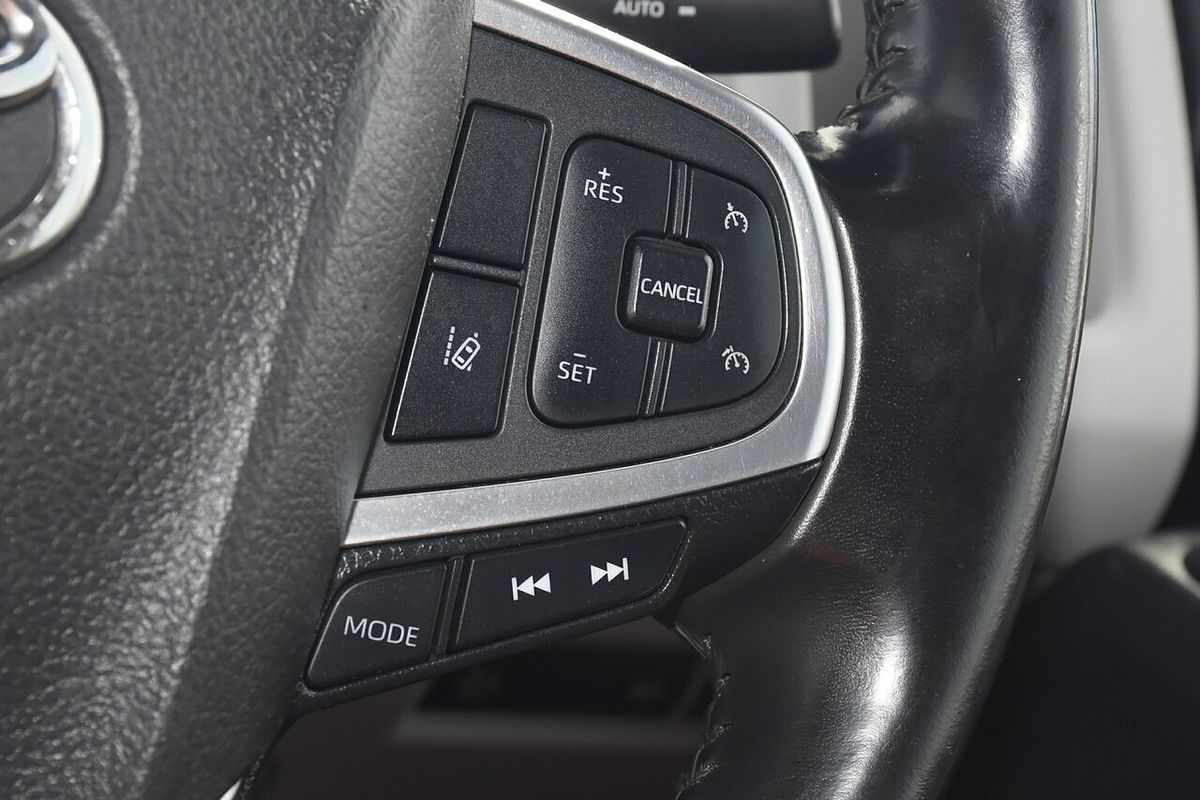 2021 Toyota Hiace GDH300R LWB
