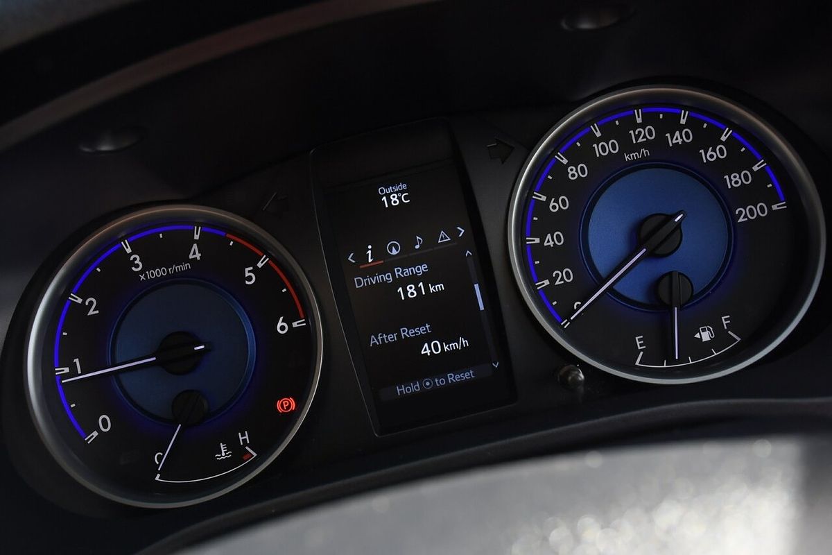 2018 Toyota Hilux SR5 GUN126R 4X4