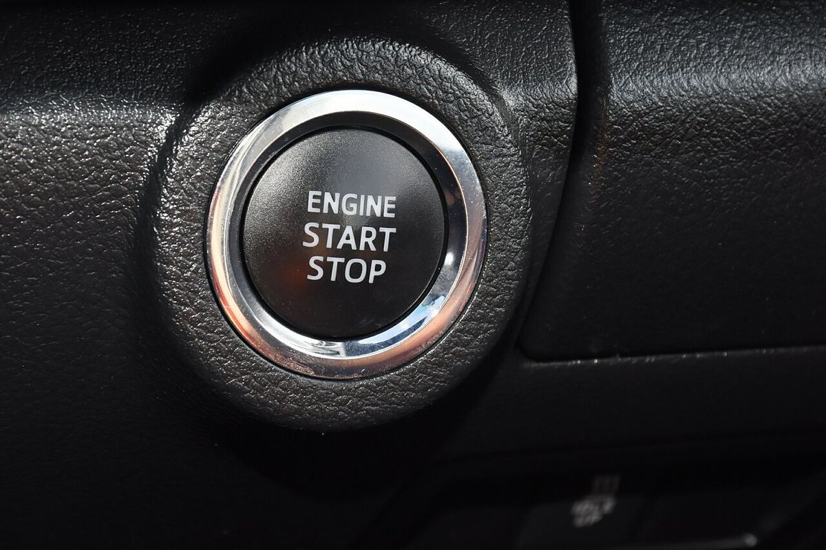2018 Toyota Hilux SR5 GUN126R 4X4