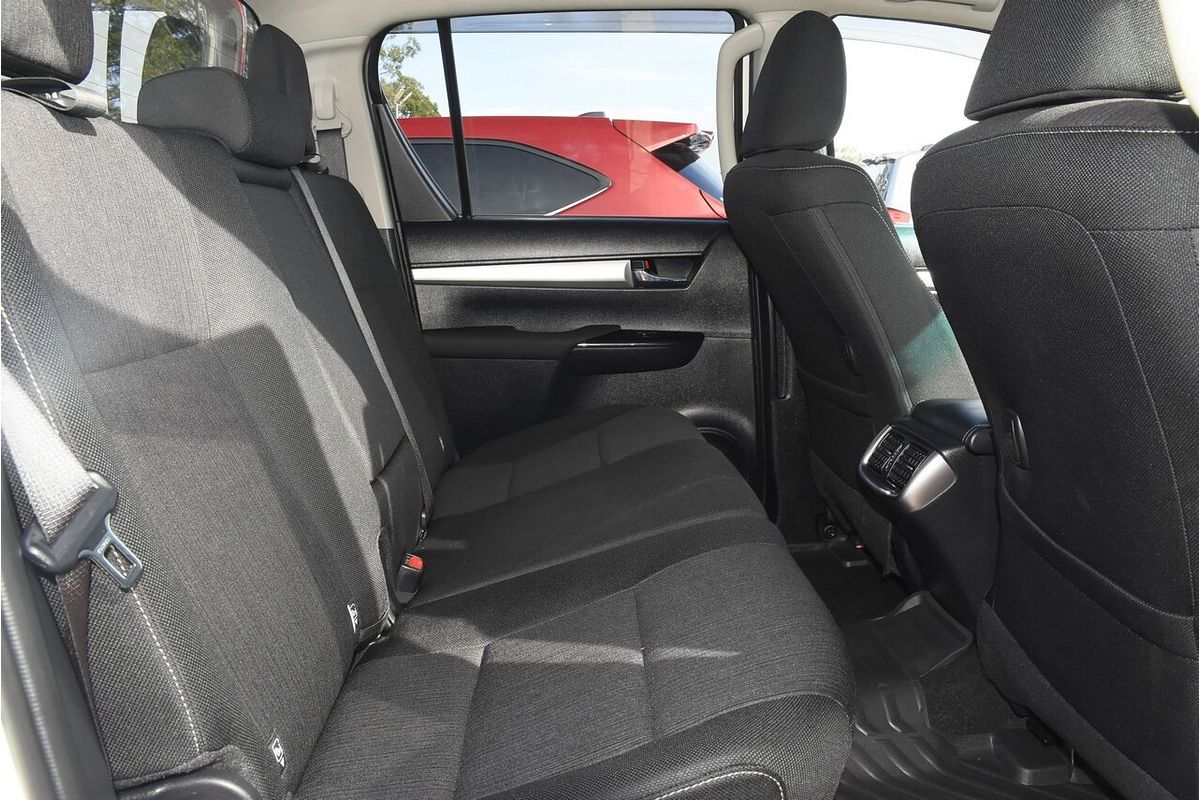 2018 Toyota Hilux SR5 GUN126R 4X4